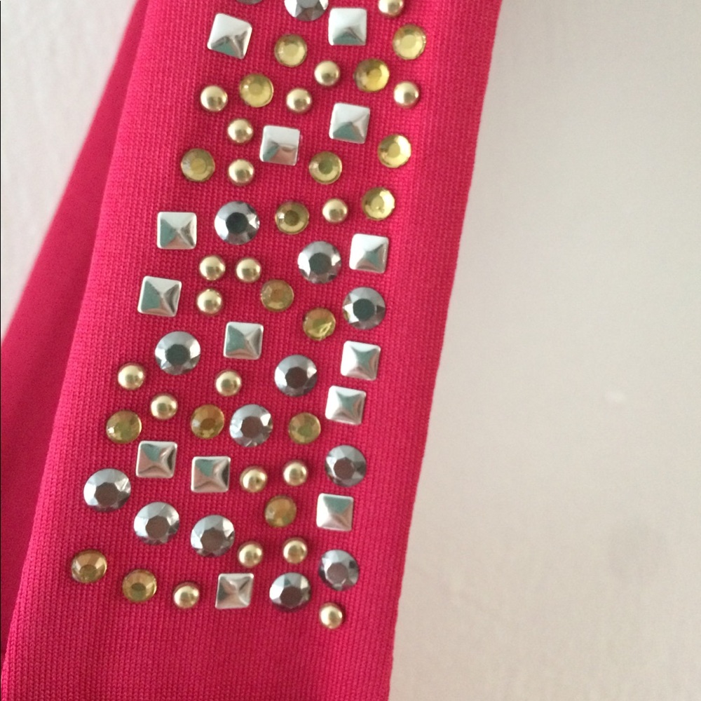 Top - Picture 3 of 3