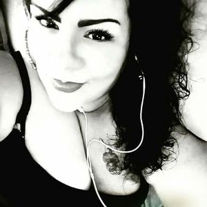 Meet your Posher, Angie