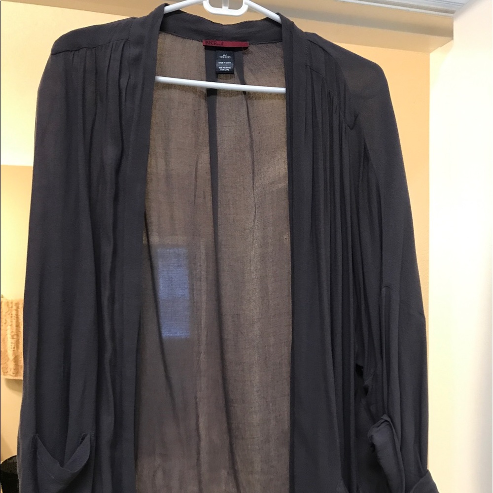 Grey cuffed sleeved kimono