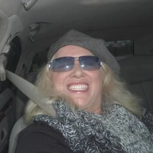 Meet your Posher, Cyndi