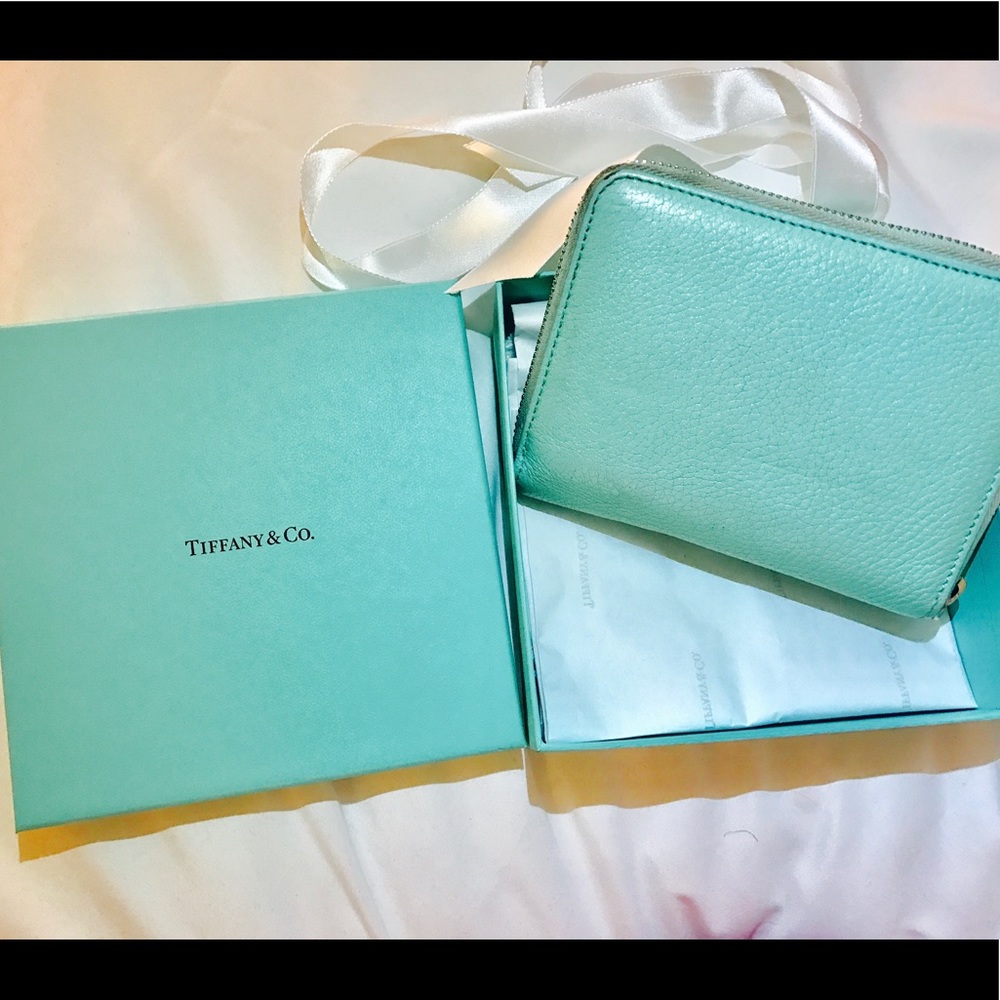Authentic Tiffany Blue Leather Grain Wallet
