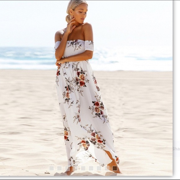 1 IN EACH SIZE LEFT🔶Caspian Maxi Dress 🔶 - Picture 2 of 4