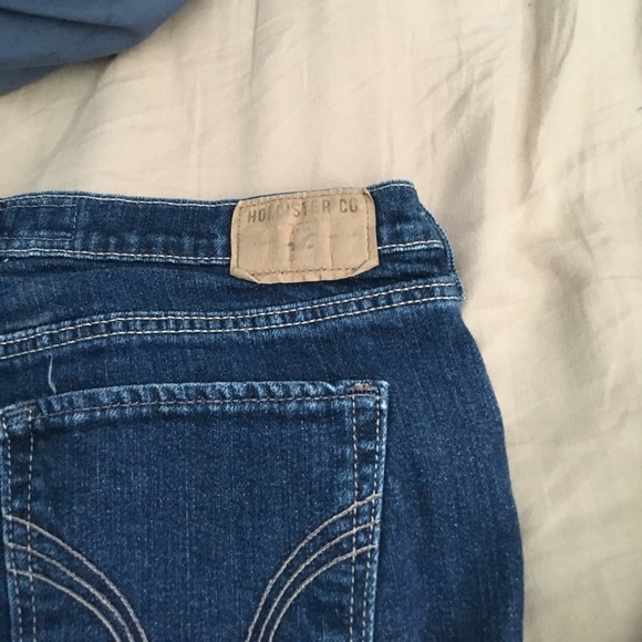 Hollister  jeans - Picture 2 of 3