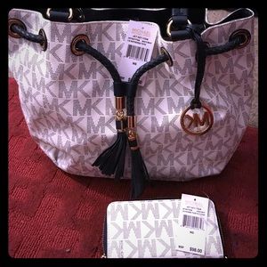 Navy and White MK purse & wallet authentic ( both)