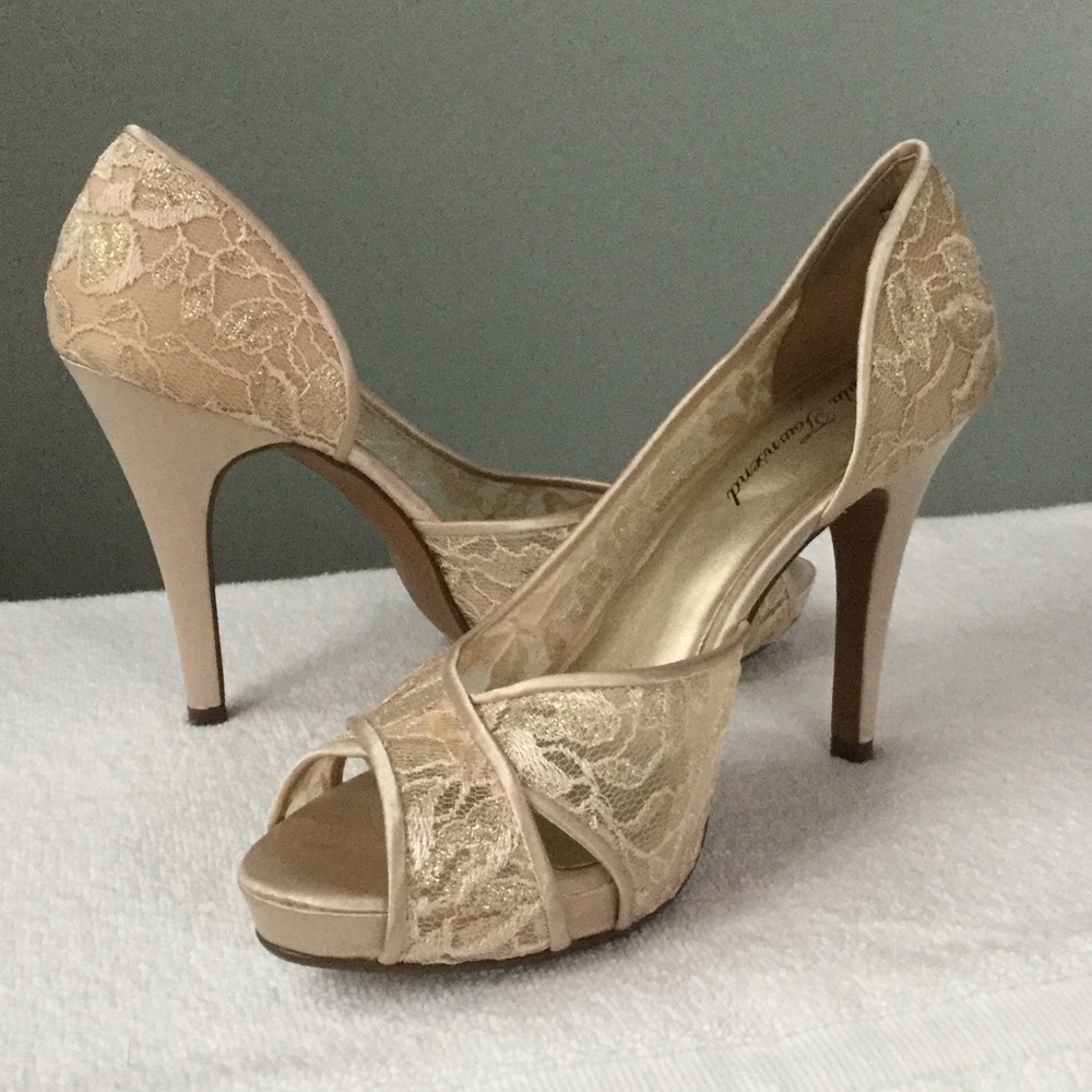 Gold Lace High Heels