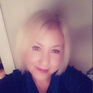 Meet your Posher, Leslie