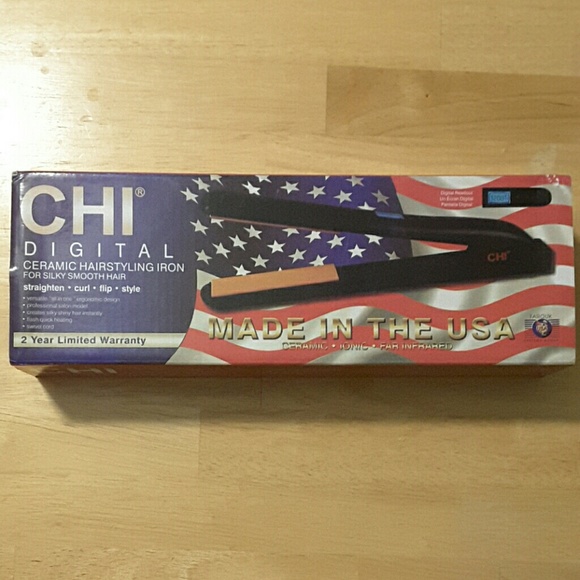 NIB CHI DIGITAL HAIR STRAIGHTENER FLAT IRON - Picture 3 of 3