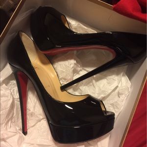 100% authentic louboutins "lady peep"