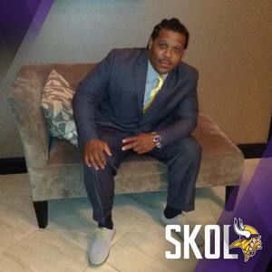 Meet your Posher, Clark