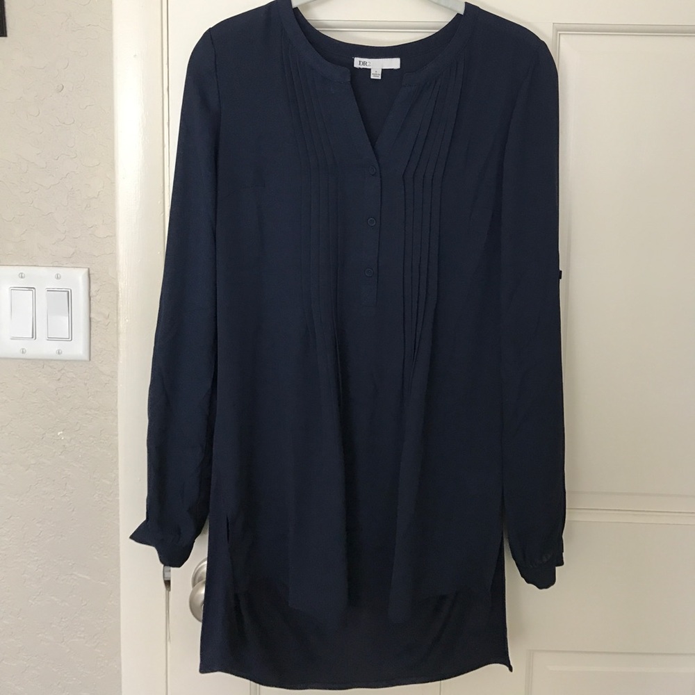 NWOT long navy DR2 blouse size S
