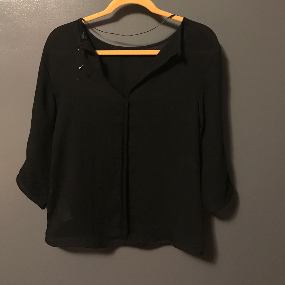 Zara blouse - Picture 2 of 4