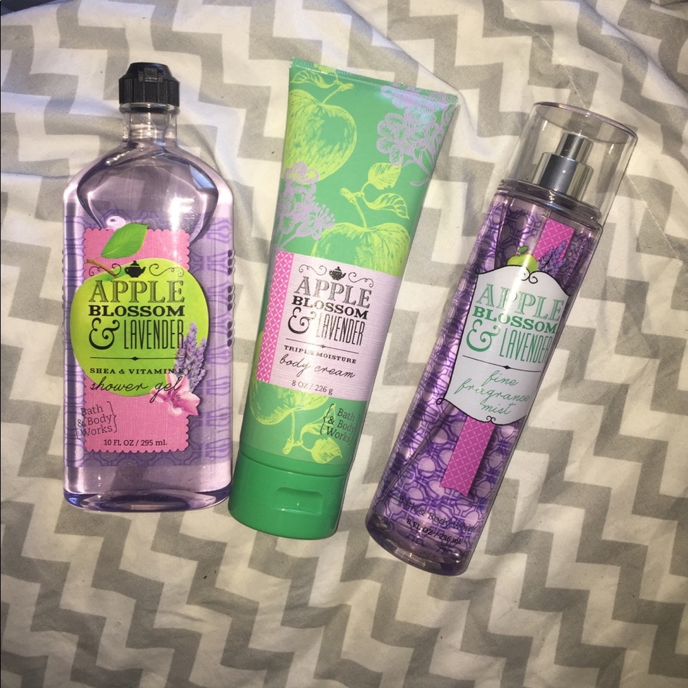 DISCONTINUED Apple blossom & lavender scent