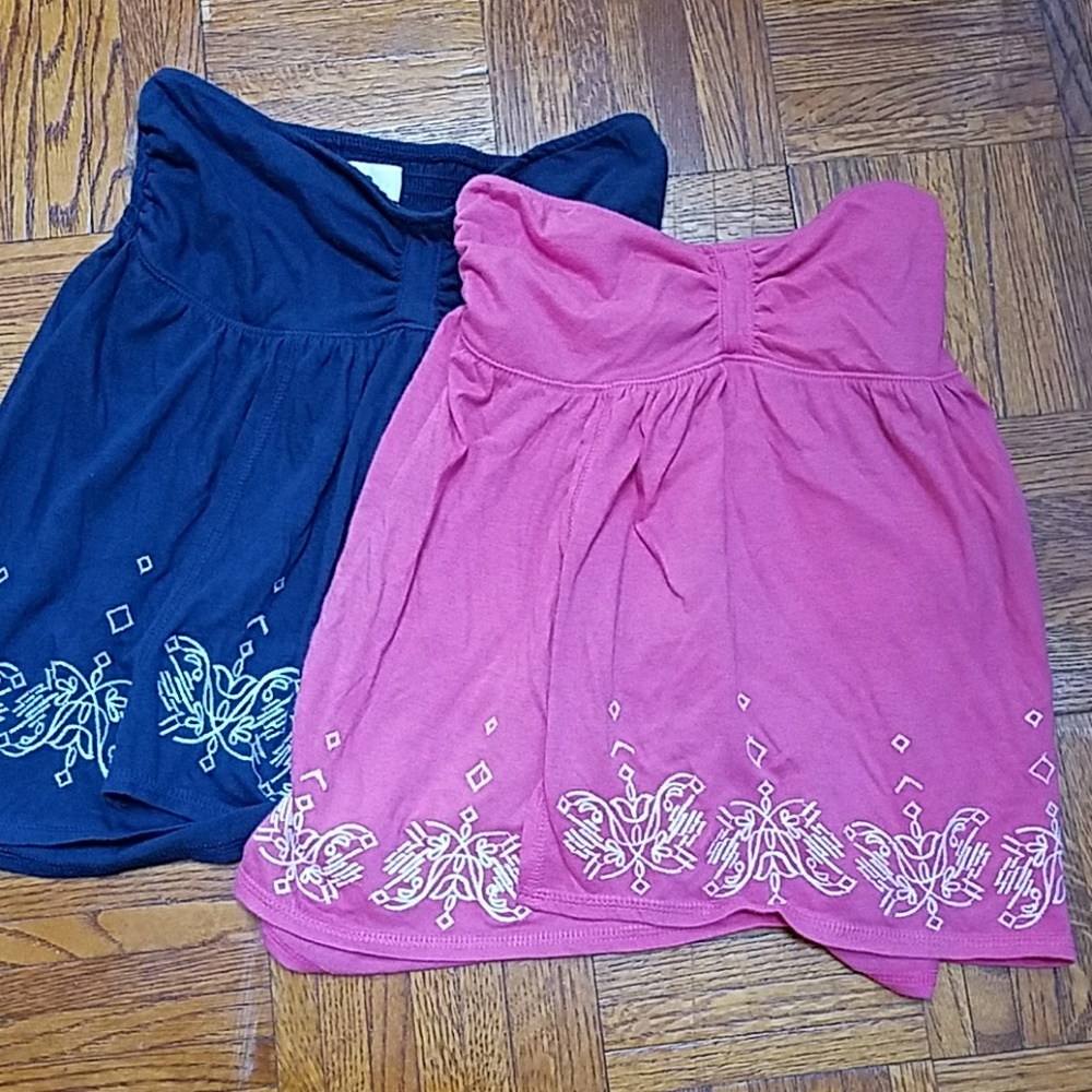 Two strapless tops :)