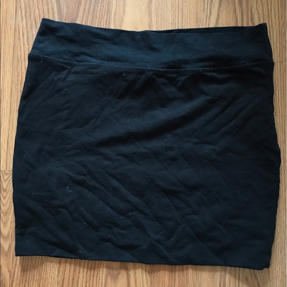 Black body con skirt