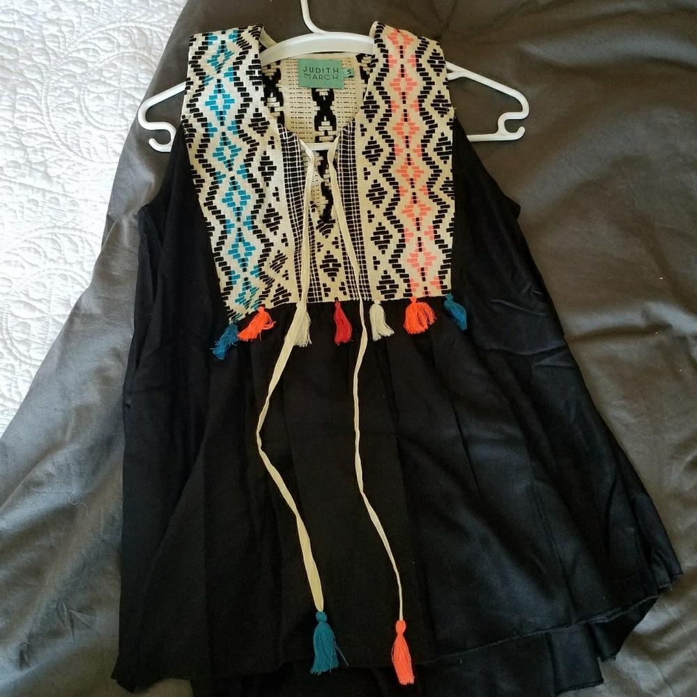 JUDITH MARCH TOP