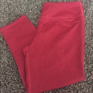 Fabletics salar Capri workout pants