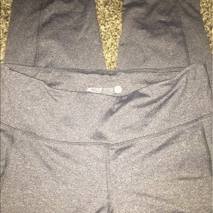 Old Navy medium capri workout pants