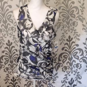 Inc International Top