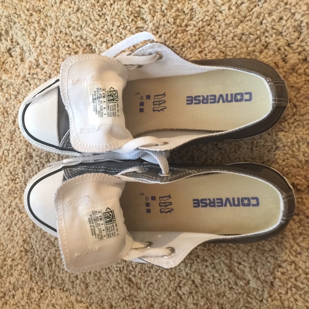 ❤️SOLD!!❤️Converse - Picture 3 of 4