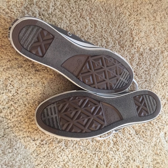 ❤️SOLD!!❤️Converse - Picture 2 of 4