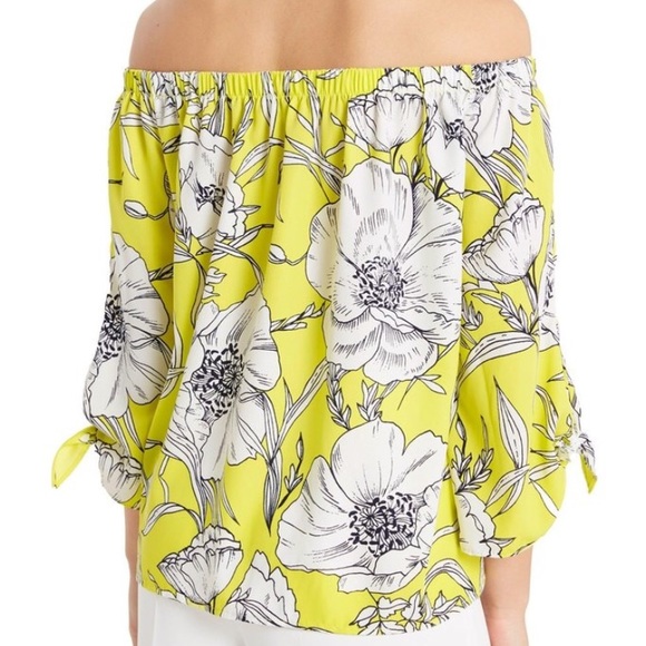 1 left! Off the shoulder Yellow Tie Sleeve Top - Picture 4 of 5