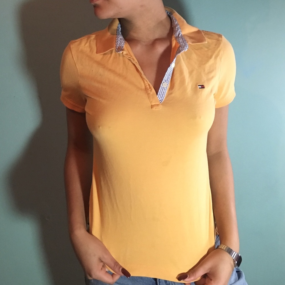 Vintage Tommy Hilfiger collared shirt