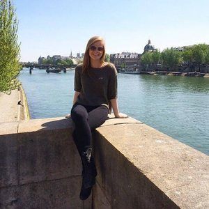Meet your Posher, Jessica