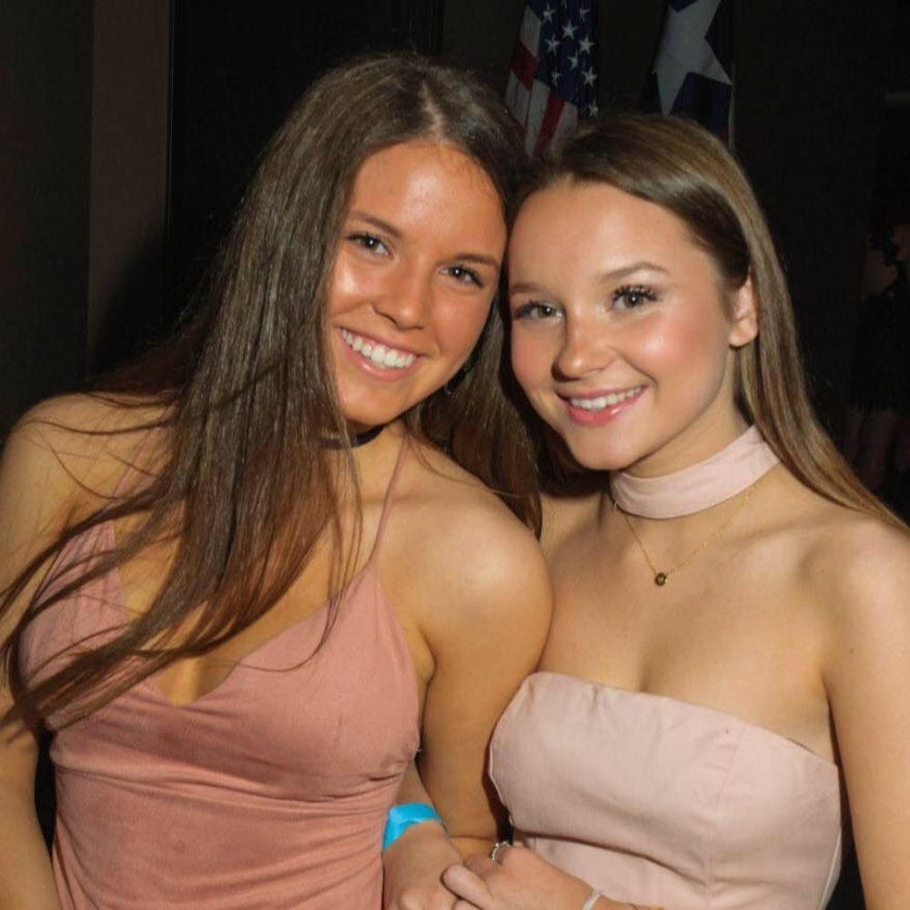 Meet your Posher, Abby