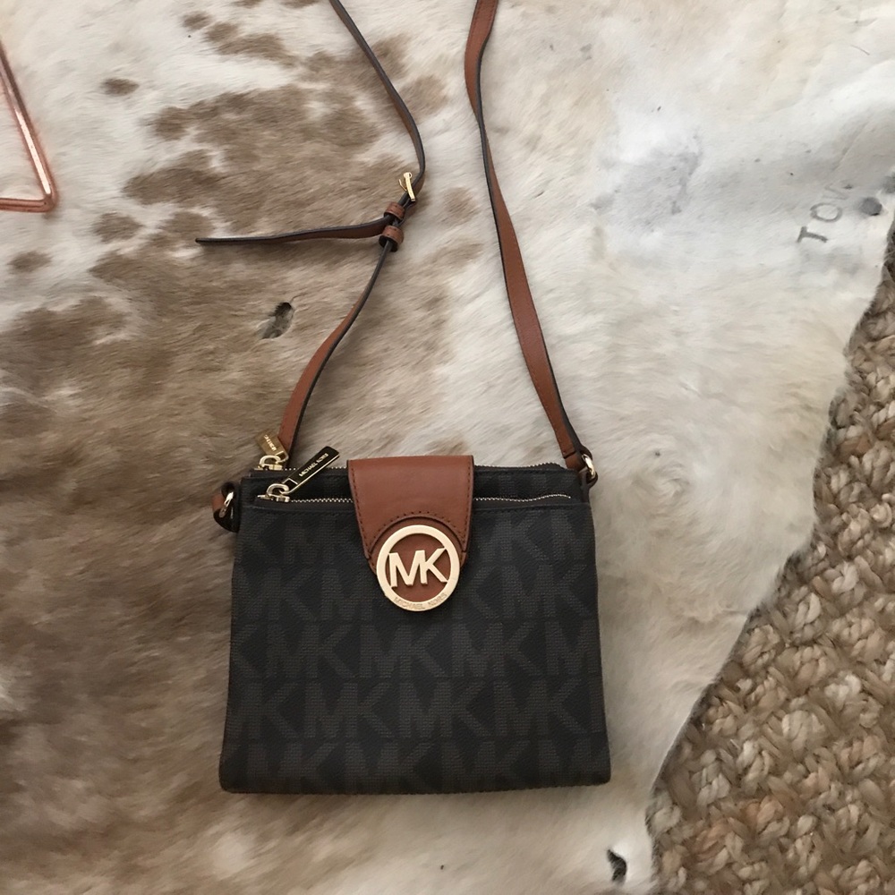 Michael Kors Fulton Logo Crossbody