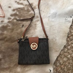 Michael Kors Fulton Logo Crossbody