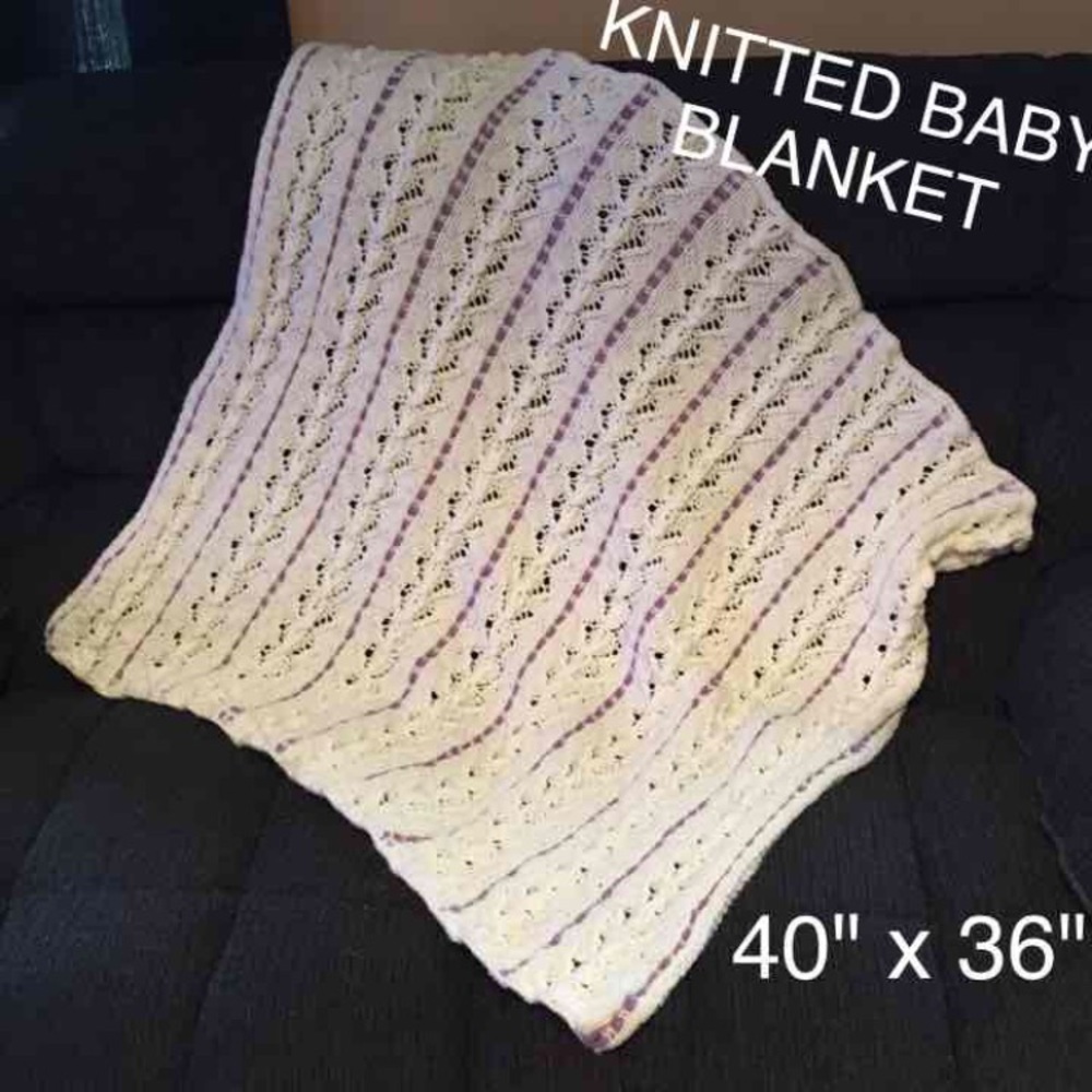 Knitted baby blanket