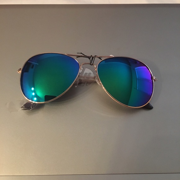 Aqua Mirrored Aviator Sunglasses - Picture 4 of 5