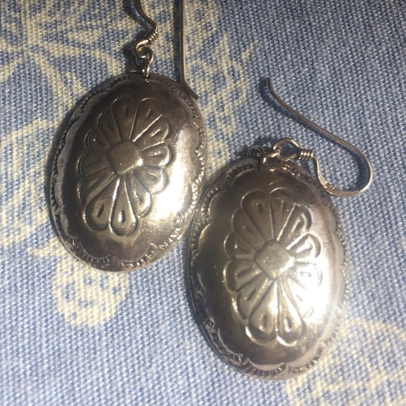 Vintage Sterling Silver Shell Earrings - Picture 3 of 5