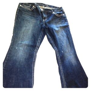 Seven7 Jeans