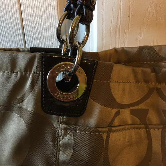 Coach Handbag - Picture 3 of 6