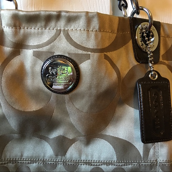 Coach Handbag - Picture 5 of 6