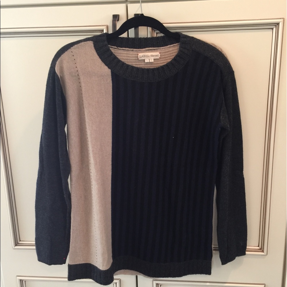LABEL + Thread sweater! - Picture 1 of 4