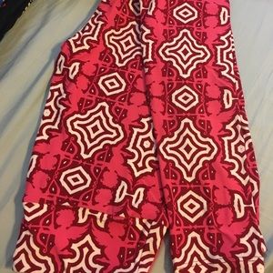 LuLaRoe Cupid Leggings NWT OS ❤️Valentines Day❤️