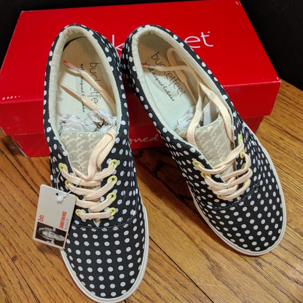 Bucketfeet "Dots" Lace-up Sneakers