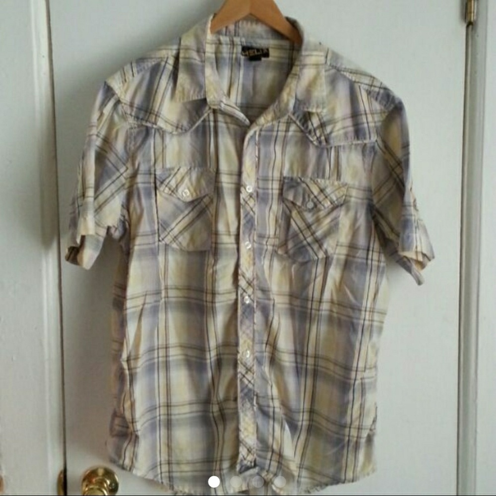 Helix plaid short sleeve shirt