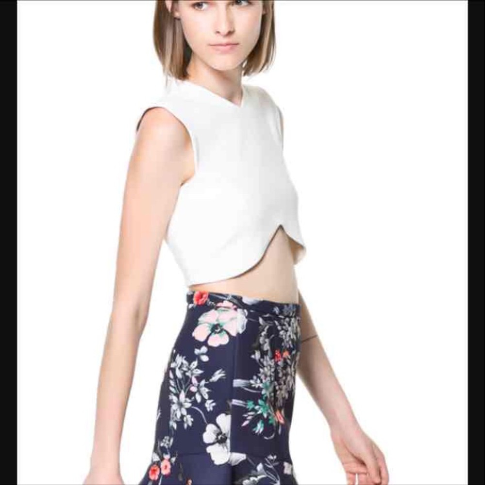 Zara Studio White Cropped Tank