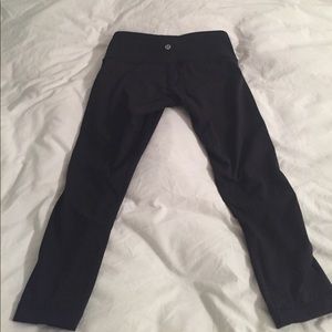 Cropped wonder under luxtreme