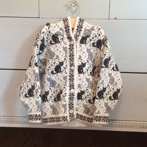 Adorable wool cat cardigan