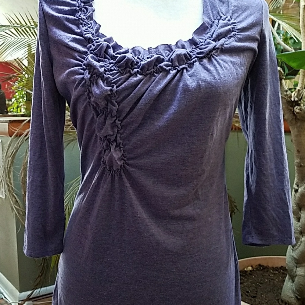Cute ruffled top