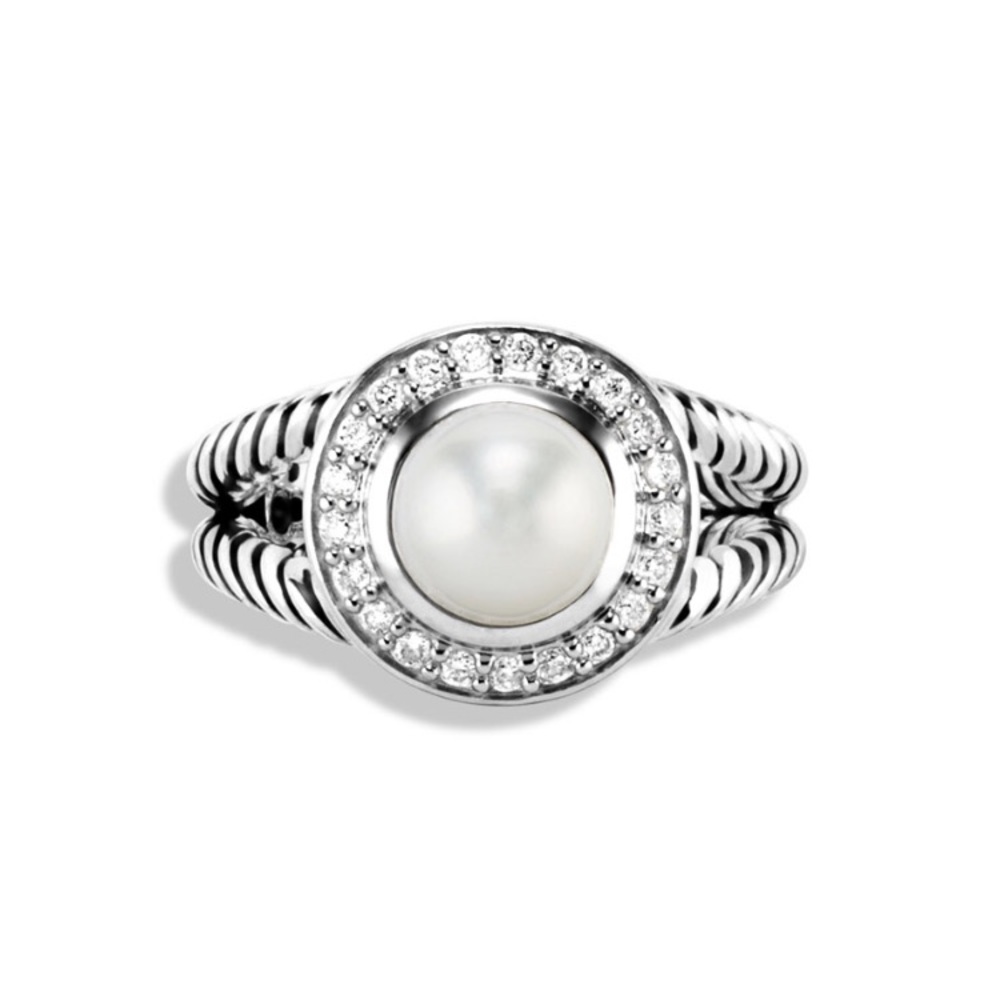 David Yurman Ring with Pearl and Diamonds