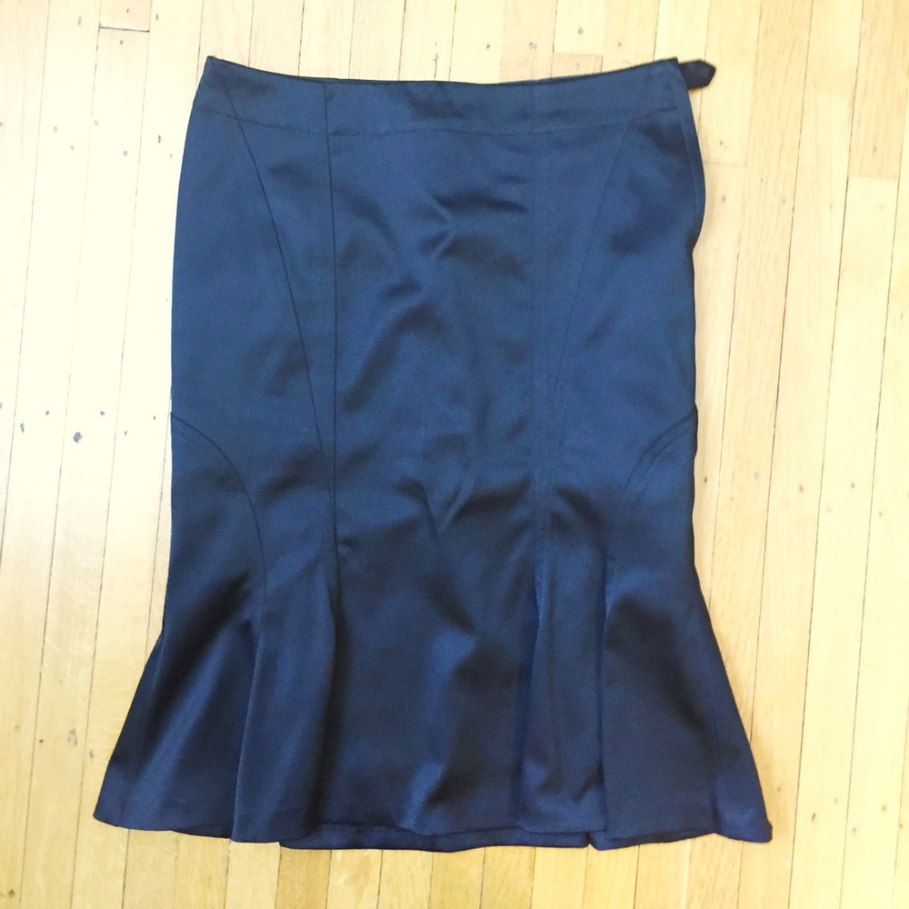 H&M Black Satin Pencil Skirt