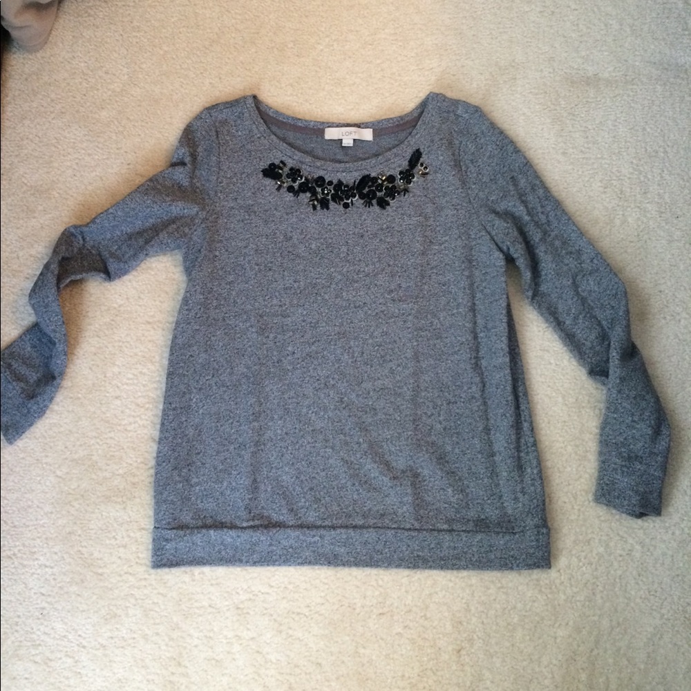 Sweatshirt