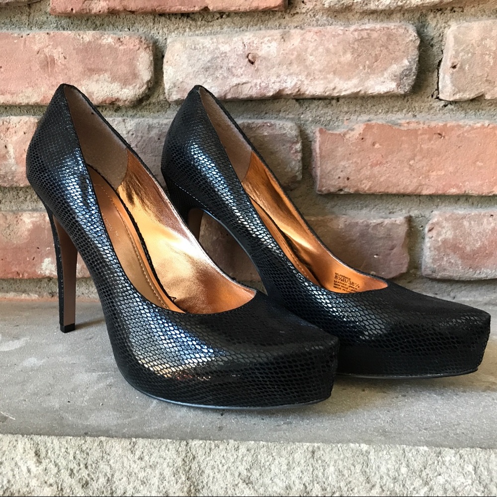 BCBGeneration Parade Platform Pumps 8 1/2 NEW