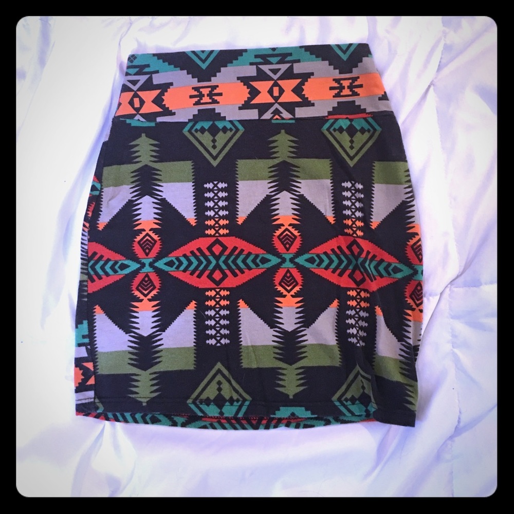 Tribal Print Mini Skirt