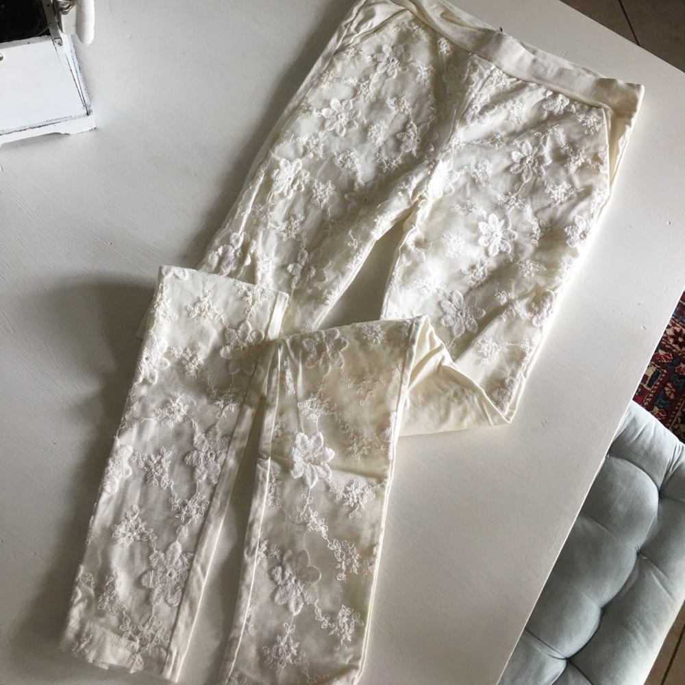 White floral legging pants